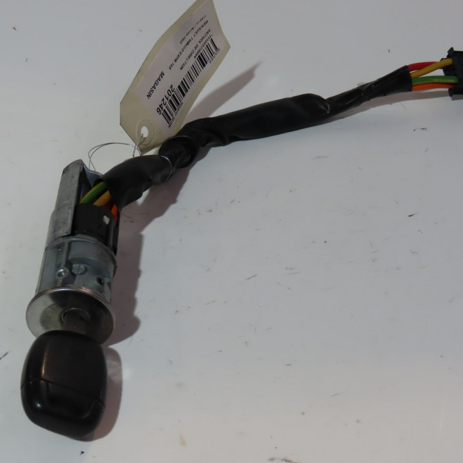 Antivol de direction occasion  Renault TWINGO I (C06_) 1.2 16v (c06c, c06d, c06k) (2001-2007) 3 portes   7701046639  1