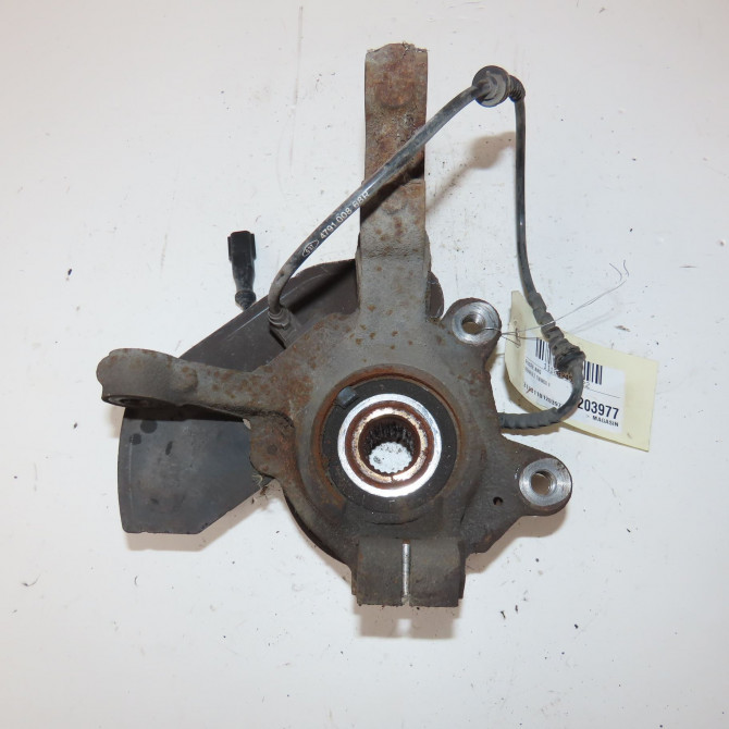 Fusee avg occasion  Renault TWINGO II (CN0_) 1.2 16v (cn04, cn0a, cn0b) (2007-2014) 3 portes   8200663590  2