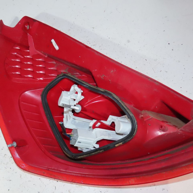 Feu arrière droit occasion  Ford FIESTA VI (CB1, CCN) 1.6 tdci (2008-2012)   1709552  2
