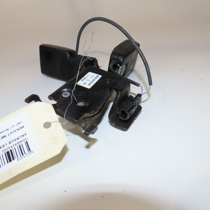 Ancrage ceinture arrière gauche occasion  Renault MEGANE III Grandtour (KZ0/1) 1.5 dci (kz0c, kz1a) (2009)   888430005R  4