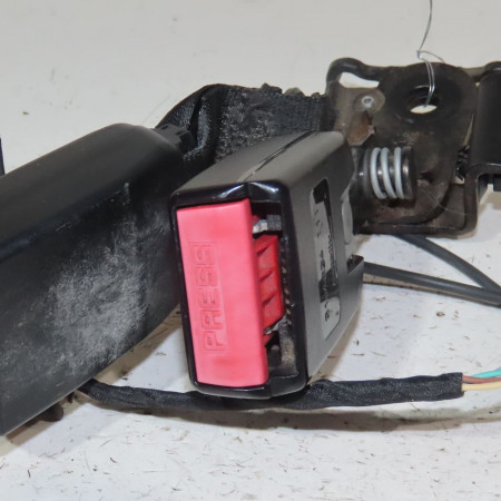 Ancrage ceinture arrière gauche occasion  Renault MEGANE III Coupé (DZ0/1_) 1.5 dci (dz0c, dz1a) (2008-2015)   888430005R 