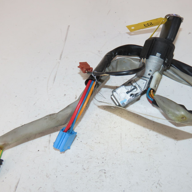 Antivol de direction occasion  Peugeot PARTNER Camionnette/Monospace (5_, G_) 1.9 d (1996-2002) 3 portes   4162CH  3