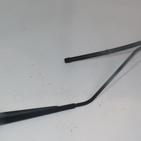 Bras essuie-glace avant droit occasion  Renault SCÉNIC III (JZ0/1_) 1.5 dci (jz02, jz0r) (2010)   288860003R 