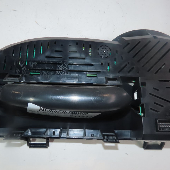 Bloc compteurs occasion  Renault TWINGO II (CN0_) 1.2 16v (cn0k, cn0v) (2007) 3 portes   8200934876  2