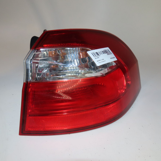 Feu arrière droit occasion  Kia RIO III (UB) 1.1 crdi (2011-2017)   924201W210  1