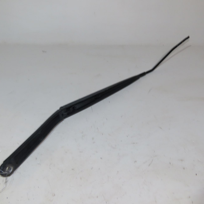 Bras essuie-glace avant gauche occasion  Renault CLIO IV Grandtour (KH_) 1.5 dci 90 (khn3, khn4) (2012) 5 portes   288816122R  3