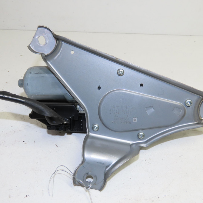 Moteur essuie-glace arrière occasion  Toyota YARIS (_P13_) 1.0 (ksp130_) (2010)   851300D080  3