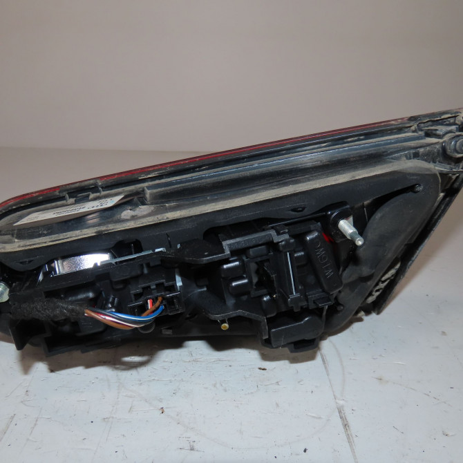 Feu arrière interieur gauche occasion  Audi A3 (8V1, 8VK) 1.6 tdi (2013-2017)   8V3945093  3