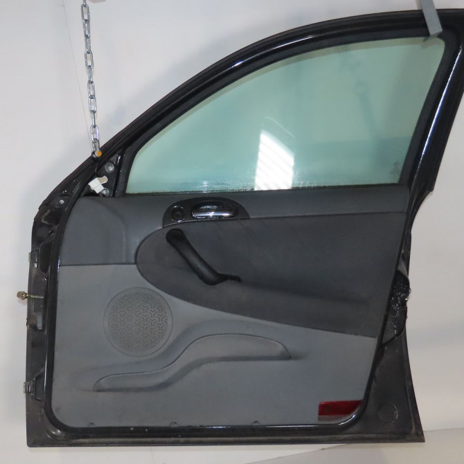 Porte avant droite occasion  Alfa romeo 147 (937_) 1.9 jtdm 8v (937.axd1a, 937.axu1a, 937.bxu1a) (2005-2010)   51740722  2