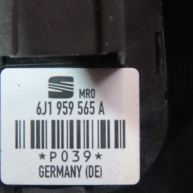Commande rétroviseurs extérieures électriques occasion  Seat IBIZA IV (6J5, 6P1) 1.2 tdi (2010-2015)   6J1959565A  3