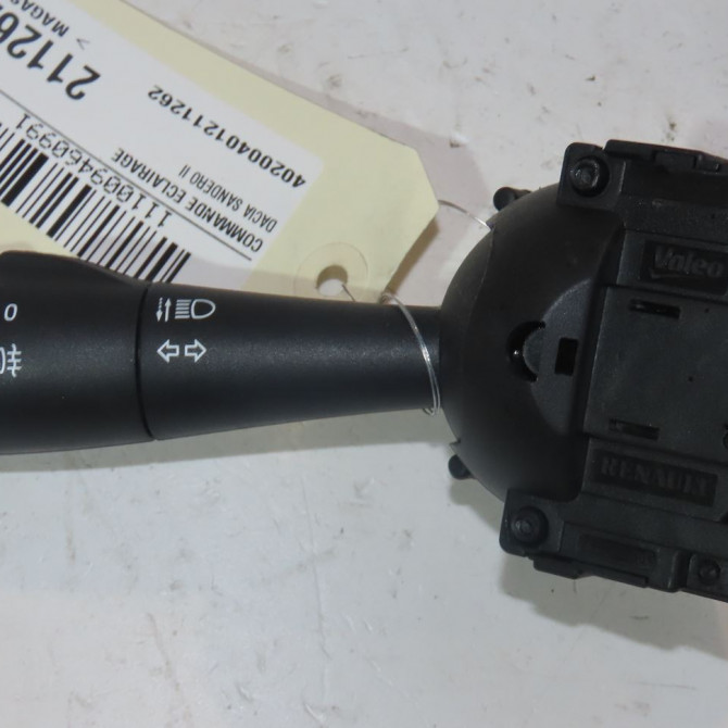 Commande eclairage occasion  Dacia SANDERO II 1.0 sce 75 (b8jc, b8jd) (2016)   255407916R  1