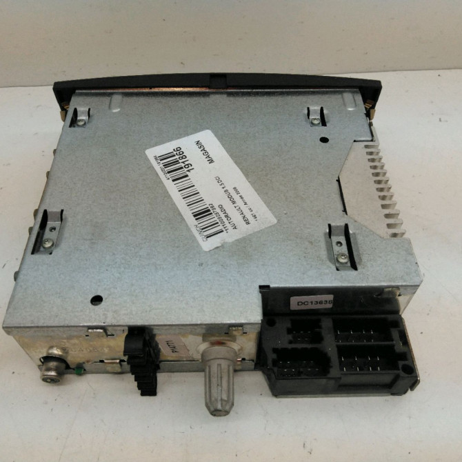 Autoradio occasion  Renault MODUS / GRAND MODUS (F/JP0_) 1.5 dci (fp0f, jp0f) (2004) 5 portes   8200607915  3