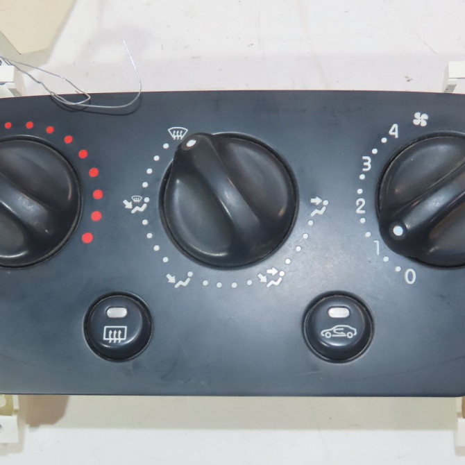 Commande de chauffage occasion  Renault CLIO II (BB_, CB_) 1.4 (b/cb0c, b/cb0s) (1998-2005)   7701047548  1