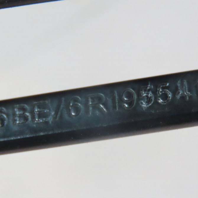 Bras essuie-glace avant droit occasion  Volkswagen vw POLO V (6R1, 6C1) 1.6 tdi (2009) 5 portes   6R1955409A  2