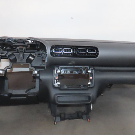 Planche de bord occasion  Citroën C3 AIRCROSS II (2R_, 2C_) 1.2 puretech 110 (2rhnzb, 2rhnzw, 2rhnpx, 2rhnpj) (2017)   YQ002494CY 
