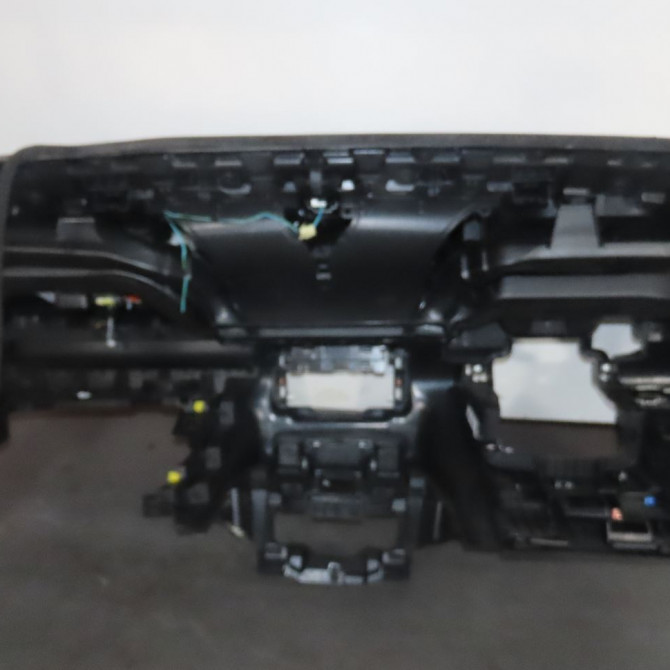 Planche de bord occasion  Citroën C3 AIRCROSS II (2R_, 2C_) 1.2 puretech 110 (2rhnzb, 2rhnzw, 2rhnpx, 2rhnpj) (2017)   YQ002494CY  2