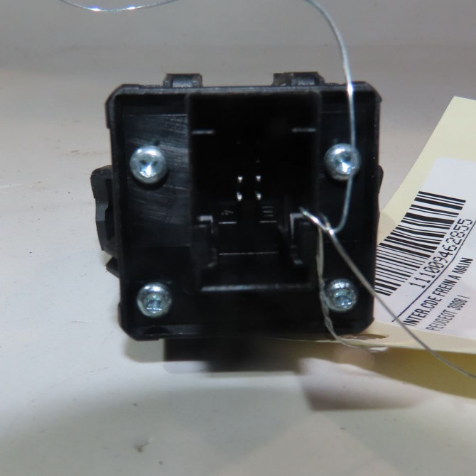 Interrupteur commande de frein a main occasion  Peugeot 3008 Monospace (0U_) 1.6 hdi (2009-2016) 5 portes   470706  2