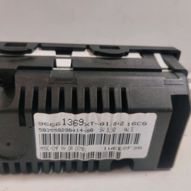 Afficheur digital occasion  Citroën C3 II (SC_) 1.4 hdi 70 (sc8hzc, sc8hr0, sc8hp4) (2009) 5 portes   9822637880  2