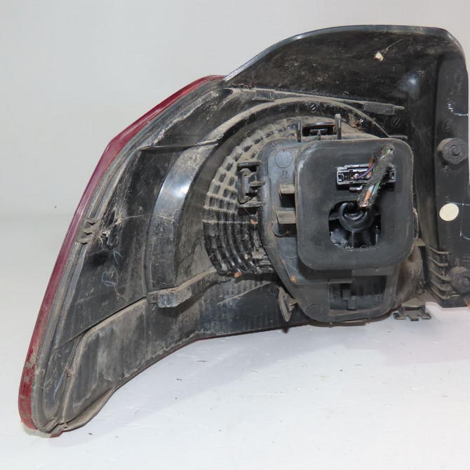 Feu arrière droit occasion  Volkswagen vw GOLF VII (5G1, BQ1, BE1, BE2) 1.6 tdi (2012-2017)   5K0945096E  2