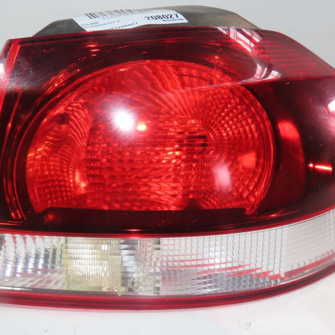 Feu arrière droit occasion  Volkswagen vw GOLF VI (5K1) 2.0 tdi (2008-2013) 5 portes   5K0945096E  1