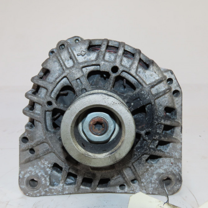 Alternateur occasion  Renault SCÉNIC II (JM0/1_) 1.9 dci (jm0g, jm12, jm1g, jm2c) (2003-2006)   8200667618  1