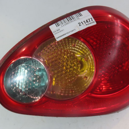Feu arrière droit occasion  Toyota AYGO (_B1_) 1.0 (kgb10_) (2005-2014) 5 portes   815510H020 
