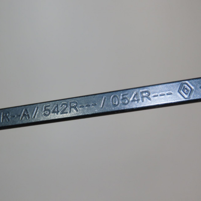 Bras essuie-glace avant droit occasion  Dacia DUSTER (HS_) 1.5 dci (hsmc) (2010-2018)   288811027R  2