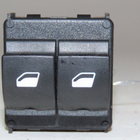 Commande lève-glace porte avant gauche occasion  Peugeot PARTNER Camionnette/Monospace (K9) 1.5 bluehdi 130 (2018)   98016298ZD 