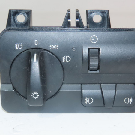 Interrupteur commande de phares occasion  Bmw 3 (E46) 330 d (1999-2005) 4 portes   61318363668 