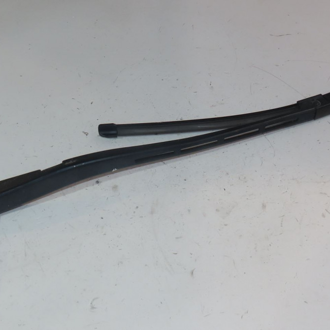 Bras essuie-glace avant droit occasion  Audi A4 B7 (8EC) 2.0 tdi 16v (2004-2008) 4 portes   8E1955408C  1