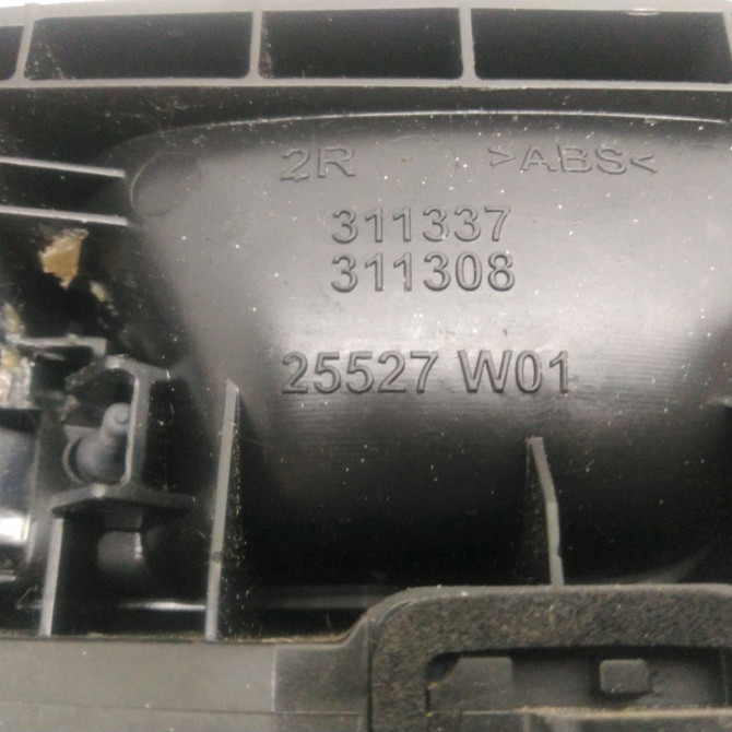 Poignee int porte avd occasion  Peugeot 508 II (FB_, FH_, F3_) 1.5 bluehdi 130 (fbyhzj, fbyhzr) (2018)   98201552VV  3