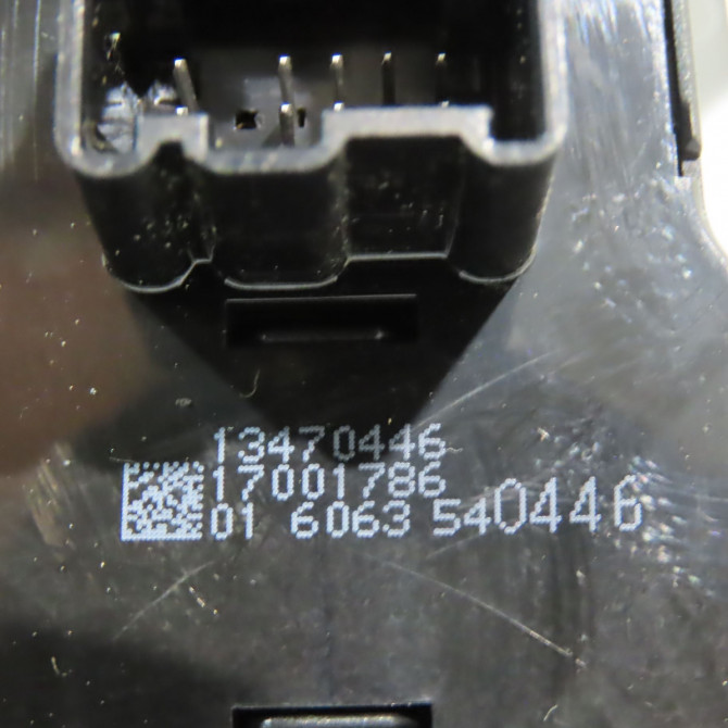 Interrupteur commande de phares occasion  Opel CORSA E (X15) 1.4 (08, 68) (2014)   13470446  2