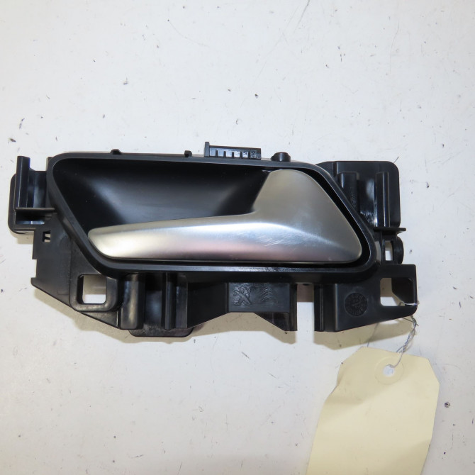 Poignee int porte avd occasion  Opel ASTRA L 1.2 (fphnsl, fphnsr) (2021)   98201552VV  1