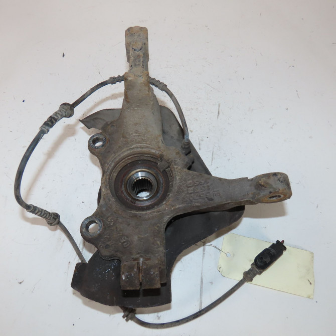 Fusee avd occasion  Opel CORSA D (S07) 1.2 (l08, l68) (2006-2014) 5 portes   95524779  2