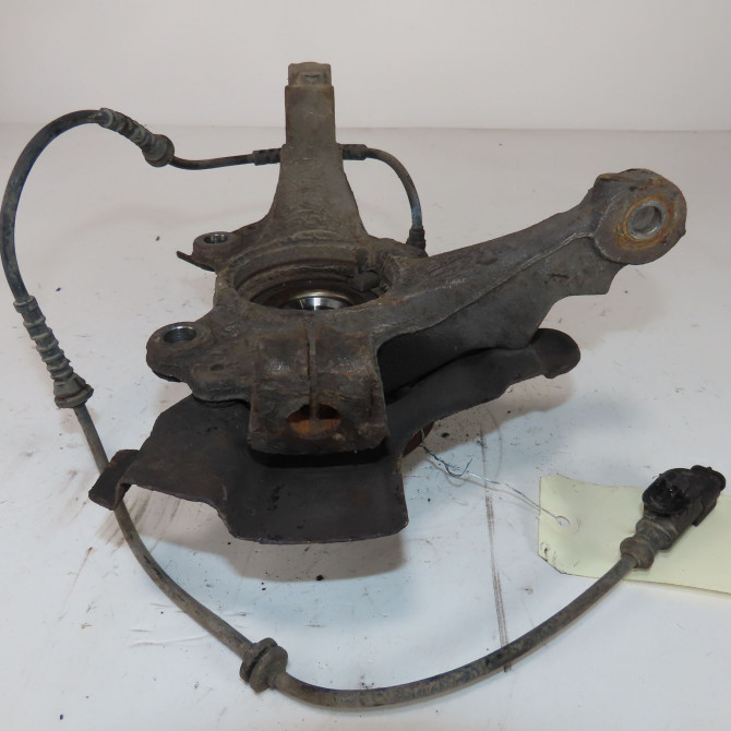 Fusee avd occasion  Opel CORSA D (S07) 1.2 (l08, l68) (2006-2014) 5 portes   95524779  3