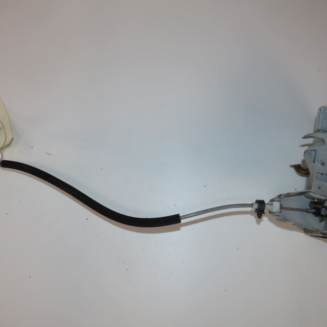 Serrure porte ard occasion  Peugeot 307 SW (3H) 1.6 hdi 110 (2003-2007)   9138G0  1