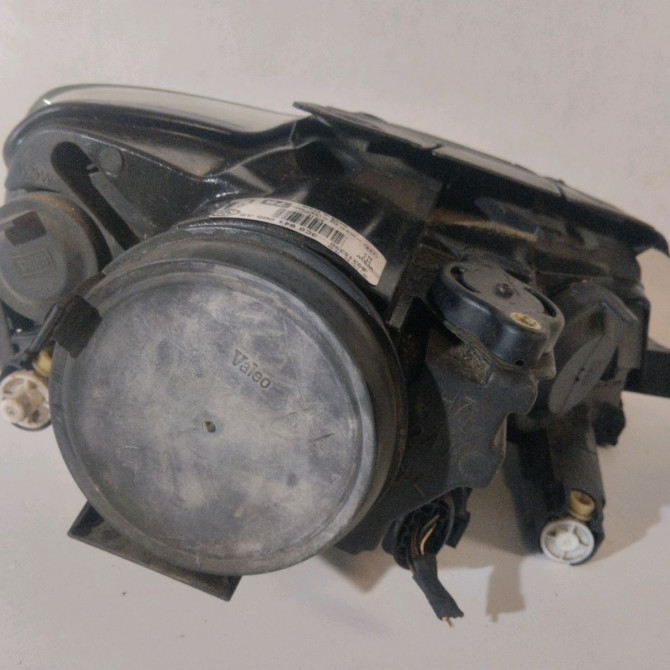 Phare gauche occasion  Volkswagen vw PASSAT B6 (3C2) 2.0 tdi 16v (2005-2010)   3C0941005AB  3