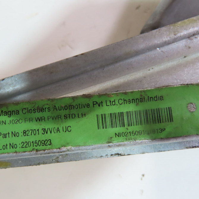 Mecanisme+moteur leve-glace arg occasion  Nissan NOTE (E12) 1.5 dci (2013)   827213VV0A  5