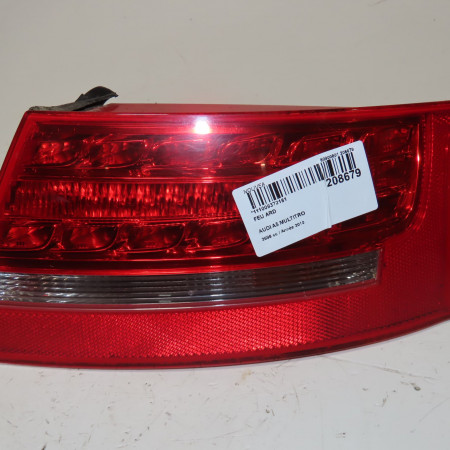 Feu arrière droit occasion  Audi A5 (8T3) 2.7 tdi (2007-2012)   8T0945096D 