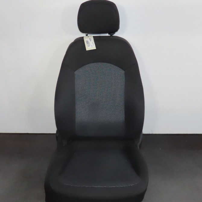 Siège avant droit occasion  Opel CORSA E (X15) 1.4 (08, 68) (2014)   13449564  1