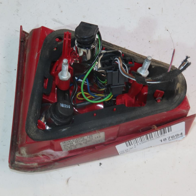 Feu arrière intérieur droit occasion  Audi A5 (8T3) 3.0 tdi quattro (2007-2012) 2 portes   8T0945094A  2