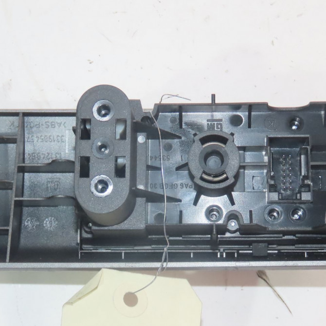 Interrupteur commande de phares occasion  Opel ASTRA H (A04) 1.4 (l48) (2004-2010)   13100136  2