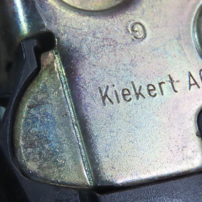 Serrure porte avg occasion  Peugeot 1007 (KM_) 1.4 hdi (2005)   9135AE  3