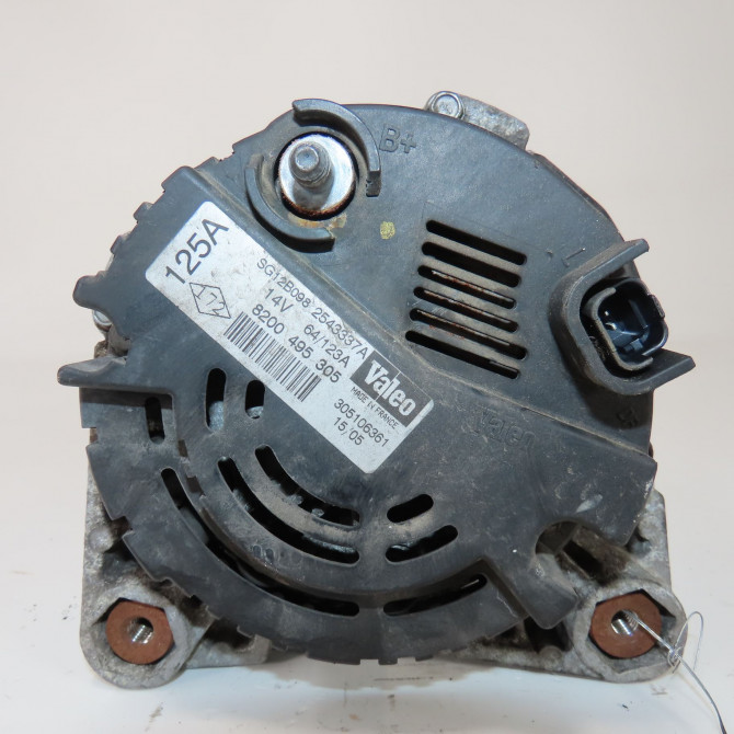Alternateur occasion  Renault SCÉNIC II (JM0/1_) 1.9 dci (jm0g, jm12, jm1g, jm2c) (2003-2006)   8200495305  3