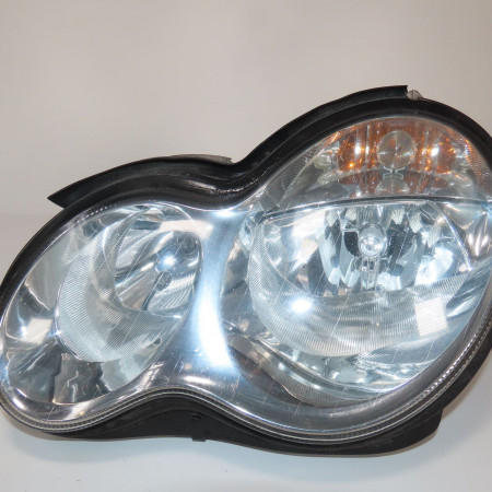 Phare gauche occasion  Mercedes-benz CLASSE C (W203) C 220 cdi (203.008) (2003-2007)   2038203161 
