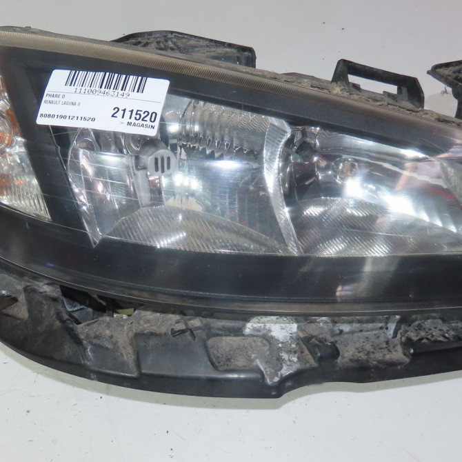 Phare droit occasion  Renault LAGUNA II (BG0/1_) 1.9 dci (bg1a, bg1w, bg0g) (2005-2007)   7701061671  1