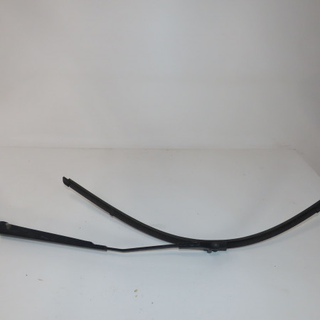 Bras essuie-glace avant droit occasion  Renault ESPACE IV (JK0/1_) 2.2 dci (jk0h) (2002-2006)   7701053312 