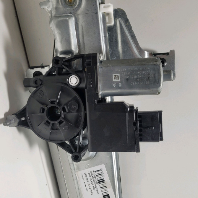 Mecanisme+moteur leve-glace ard occasion  Citroën C3 III (SX) 1.2 thp 110 (2016)   9830478380  2