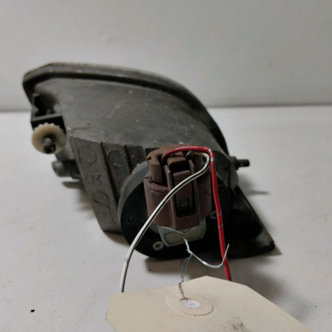 Phare antibrouillard avant gauche occasion  Toyota RAV 4 II (_A2_) 2.0 4wd (aca21, aca20) (2000-2005)   8122142020  2