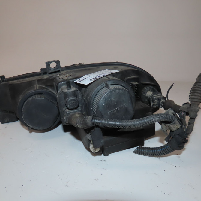 Phare droit occasion  Alfa romeo 156 (932_) 1.9 jtd (932.axn00, 932.bxe00) (2004-2005)   60695647  2